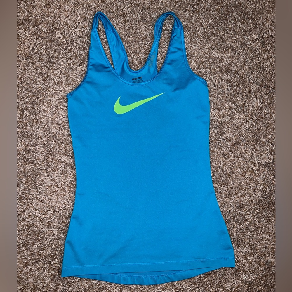Nike workout tank. Size XS